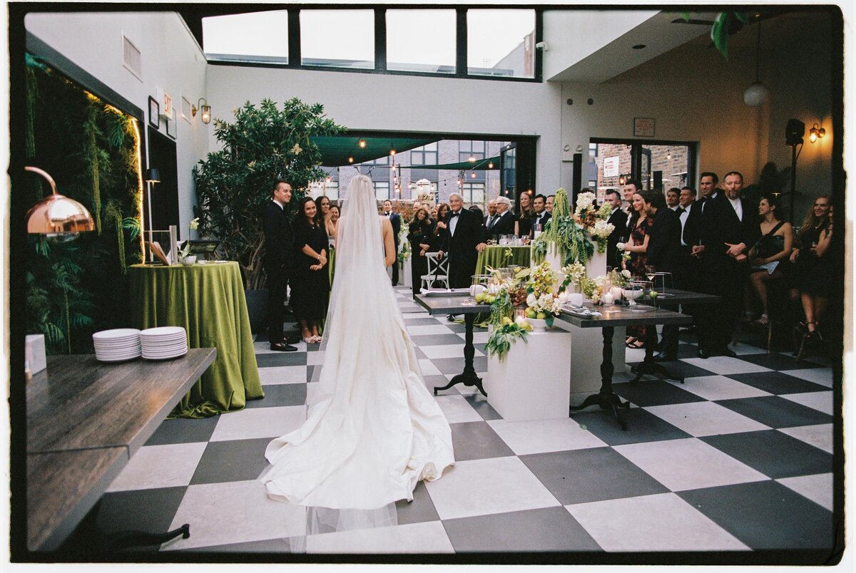 chicago-film-wedding-photographer-bixi-beer-50