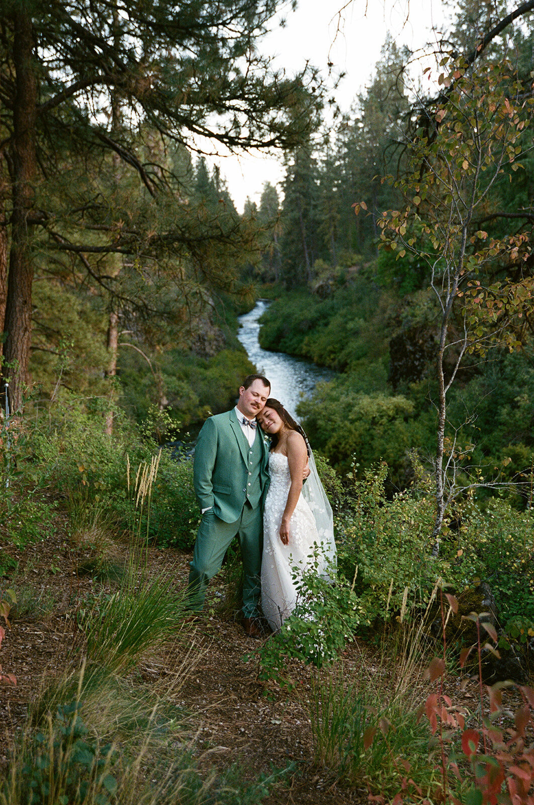 andrew-tiffany-couples-portraits-olive-and-oath17