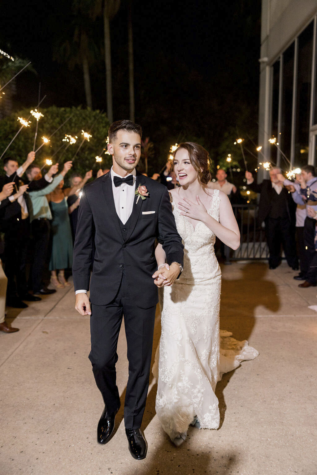 073 - Grace&Lachlan-HundredsofMoments-Reception7046-230916-296
