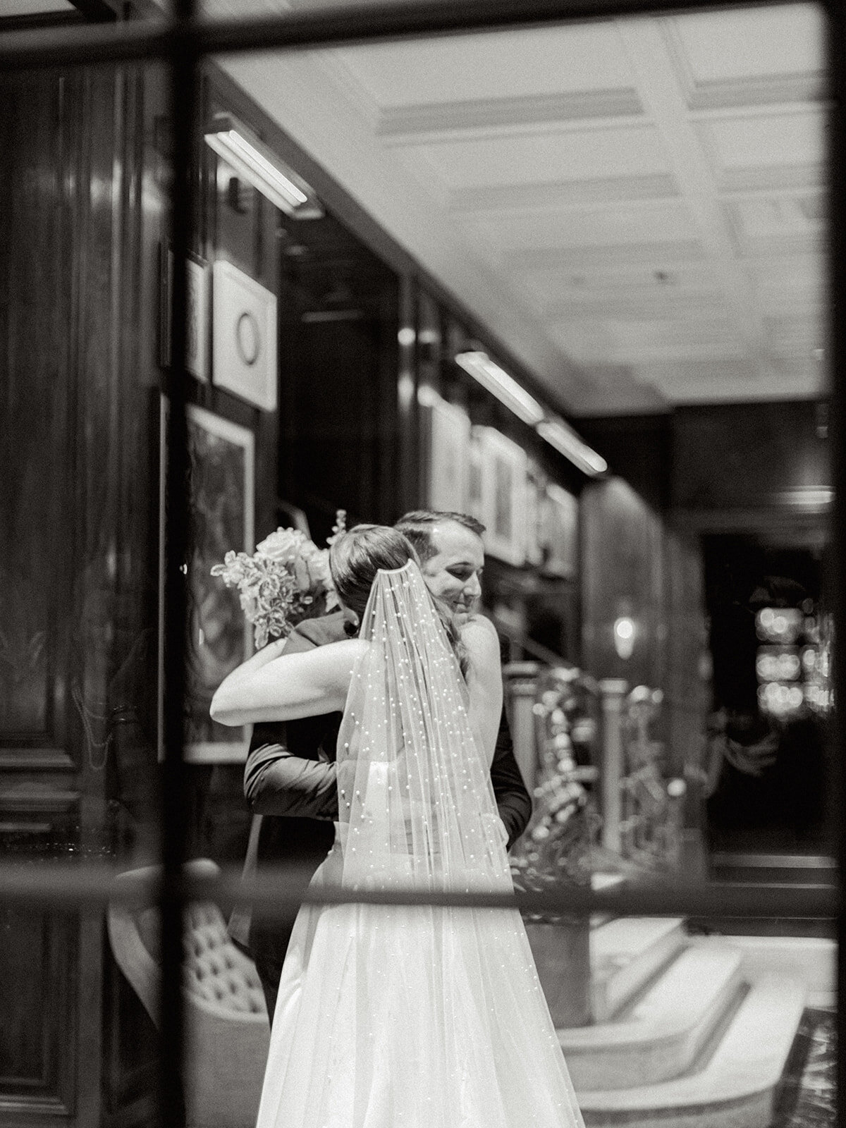 2024-04-20_Vittoria+NicholasBertlingWedding_MollyMurphyPhotography-21