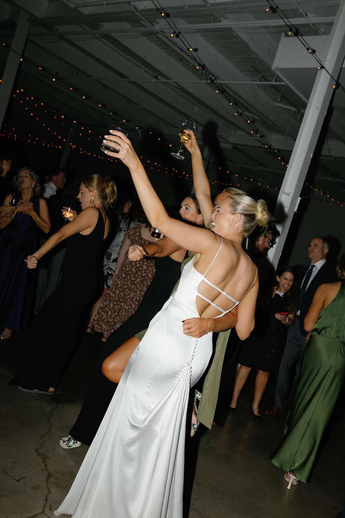fall_wedding_the_whim_minneapolis_loui_photography-59
