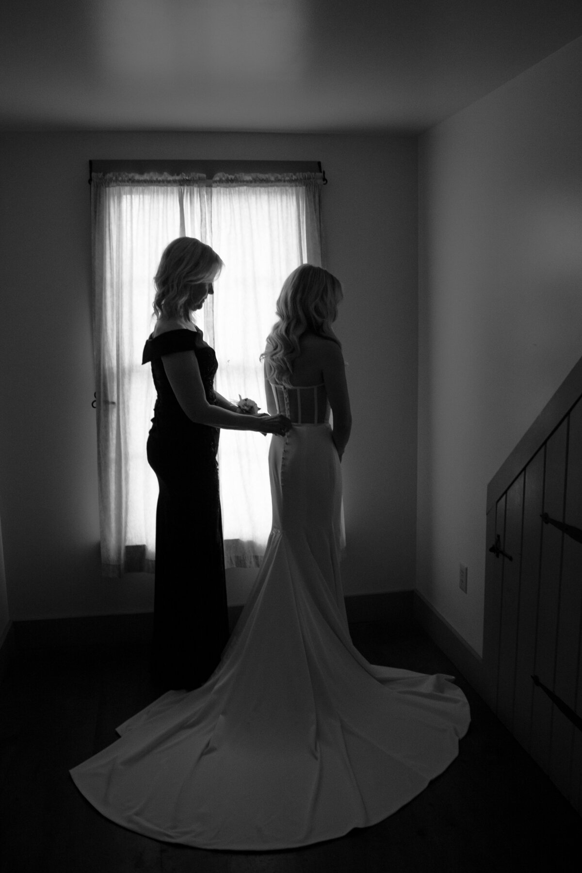 Bride and Mother at Perona Farms Wedding