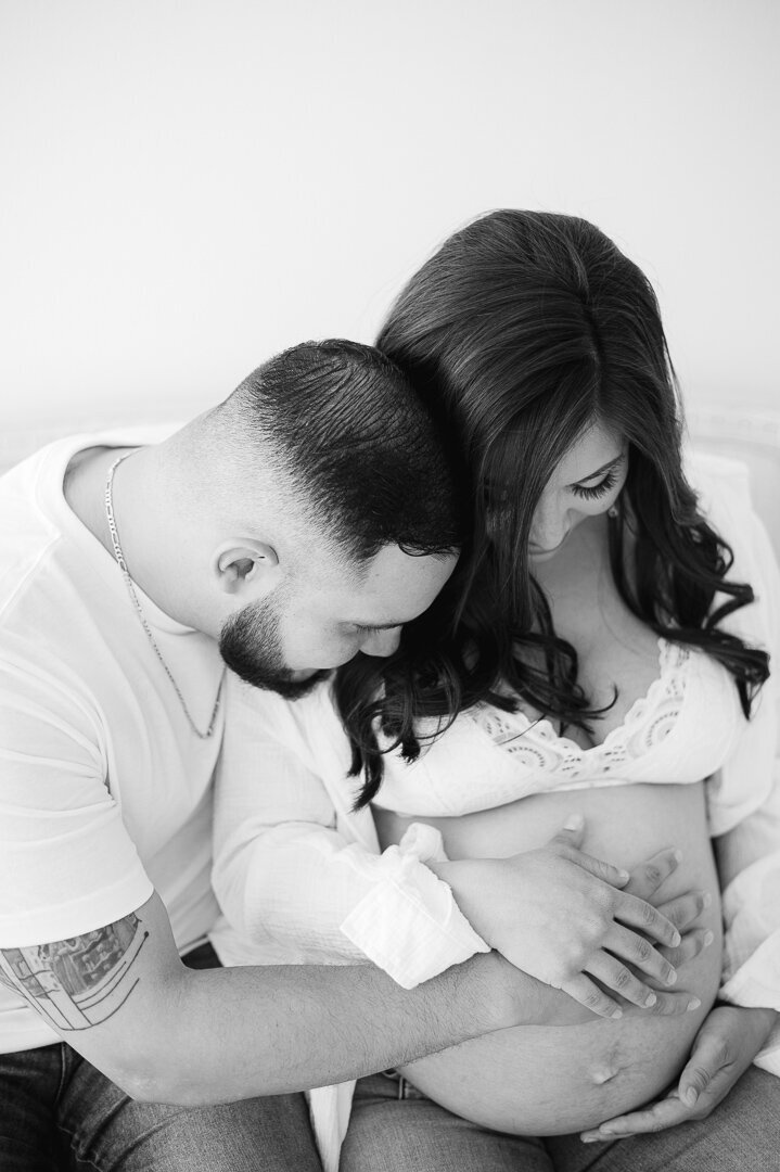 maternity photographers nwa-8968