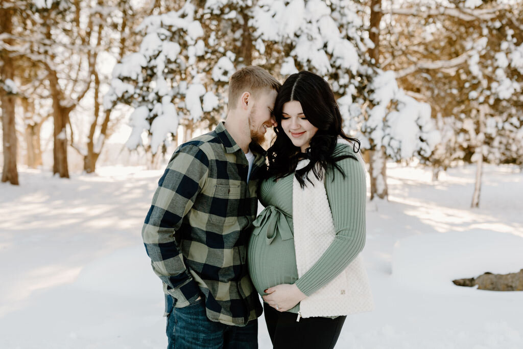 christina_ney_photography_wedding_engagement_lifestyle_photographer_dubuque_iowa_wedding_planning_assistance_adventurous_bold_laidback Family Photography99