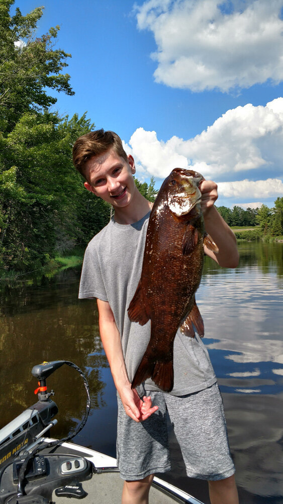 Kyle-Martinson-bass-fishing-charter-rhinelander-wisconsin_19