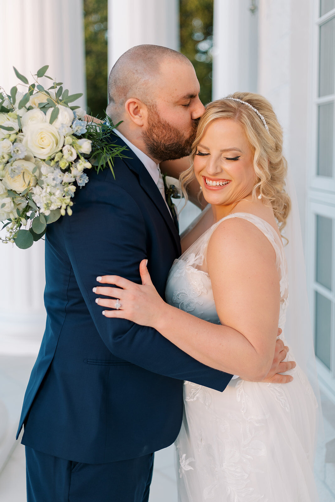 miranda-rose-photo-whitehurst-gallery-elopement-venue-chantilly-chic-celebrations-7