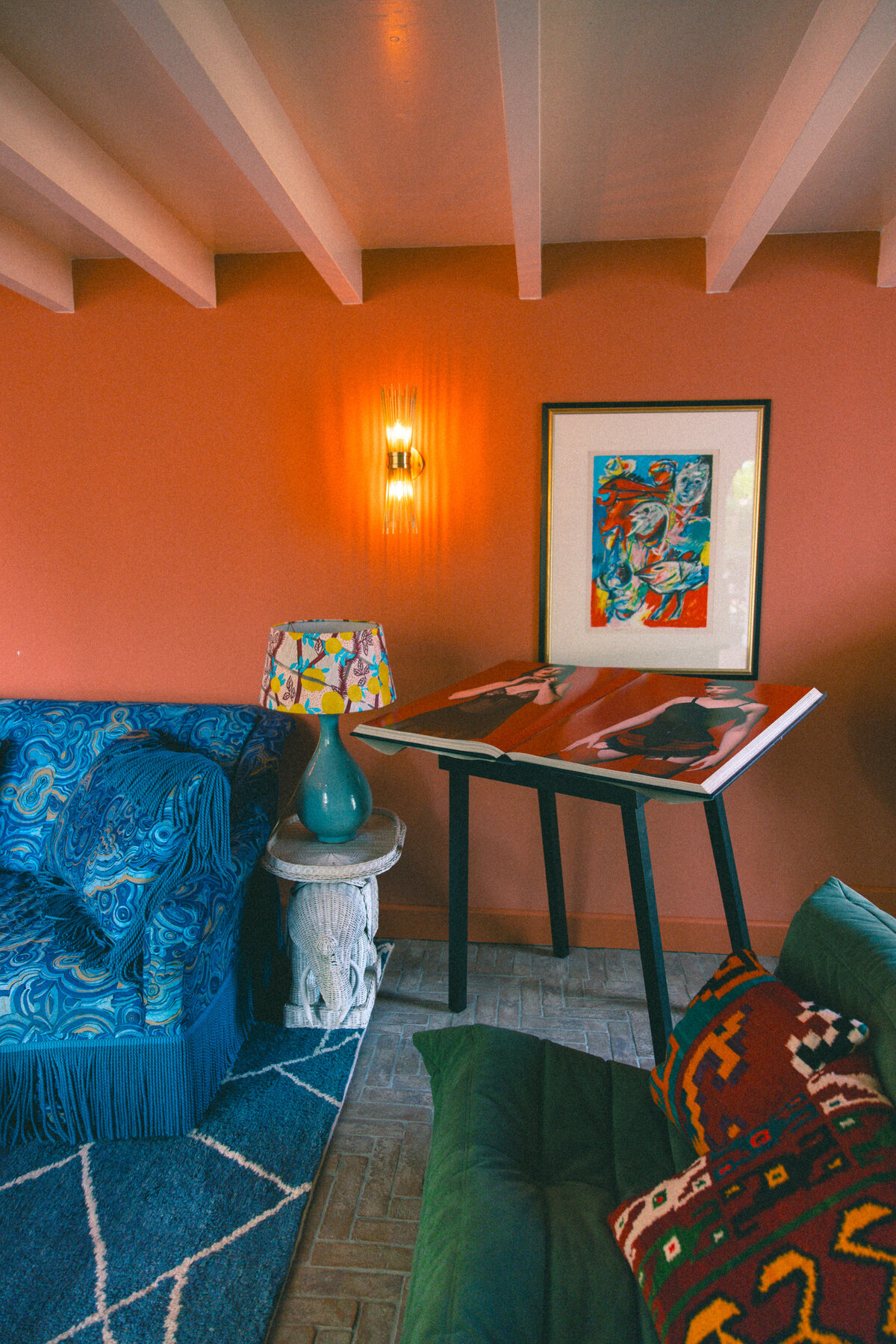 bo-eppink-photography-campaign-moonbar-van-interior-home-lifestyle-3