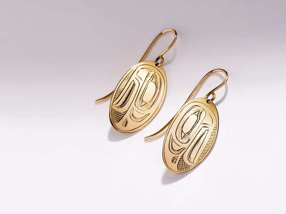 gold earrings native art carved jewellery