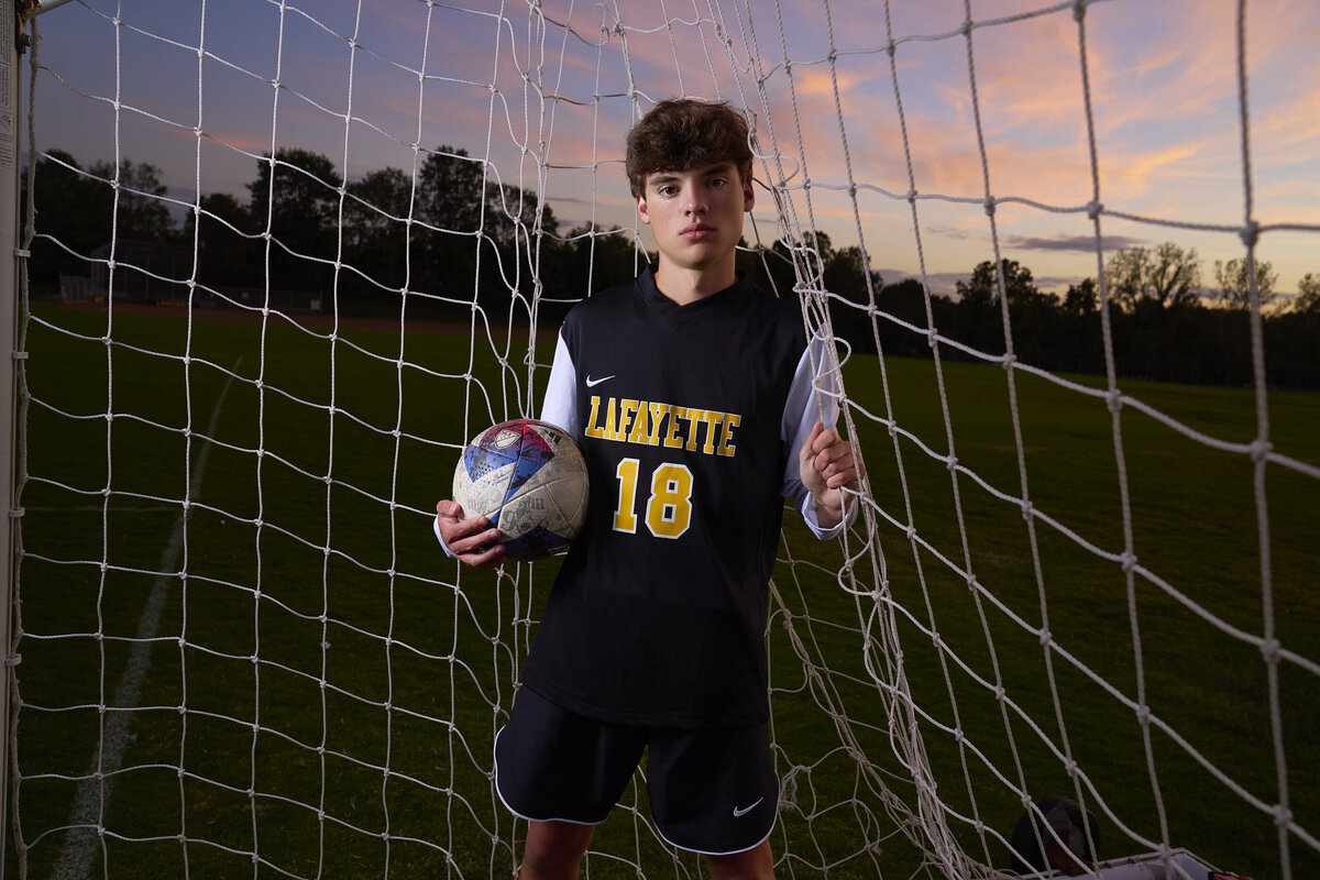 St. Louis senior photographer. senior guy soccer photos. Blanca Parciak Photography _58 (19)