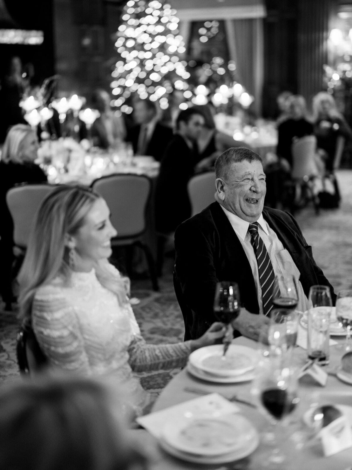 chicago-luxury-winter-wedding-at-old-st-pats-38