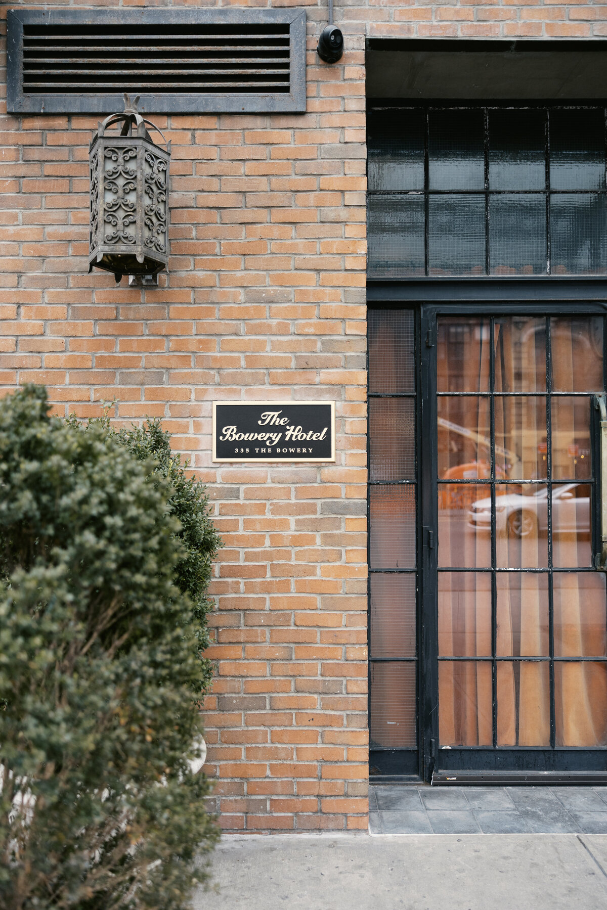 Noelle & Josh - NYC St Patricks Bowery - Wedding Previews 001
