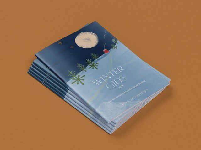 A4_Borchure_Mockup_8 Medium