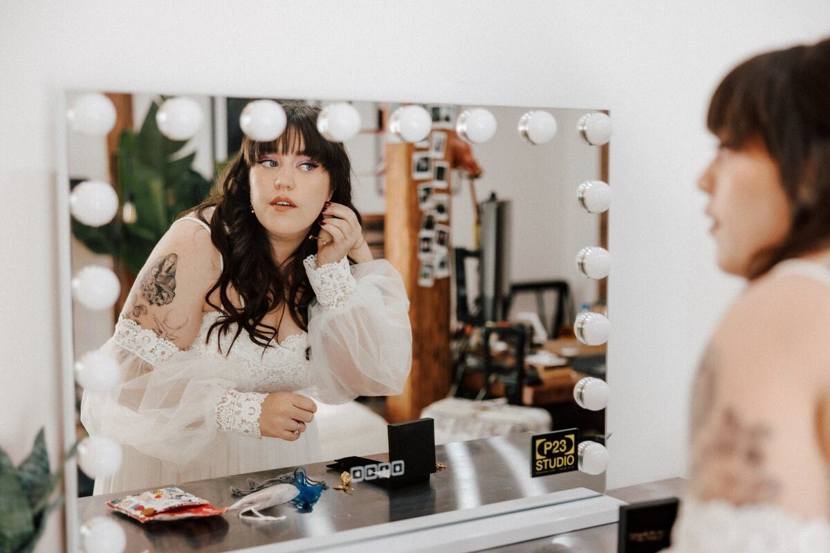 new-england-wedding-photographerluna-munn-photography-fall-halloween-wedding-brooklyn-devon-josh0086