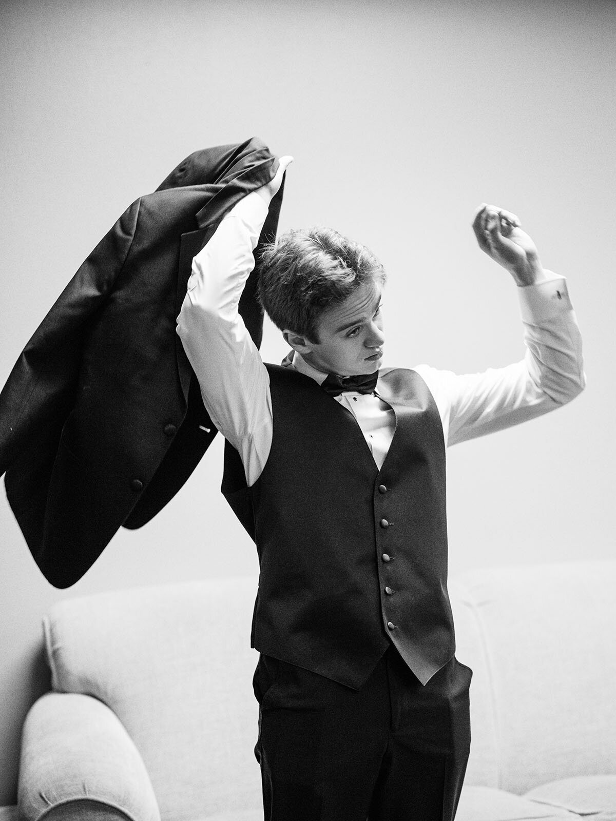 Emma+Nathan_wedding_preparation-0142