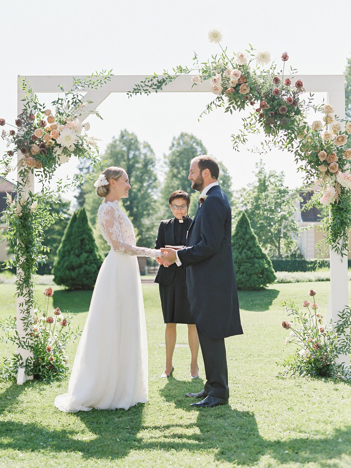 Vicki_Grafton_Photography-Finland_Wedding-Destination Luxury Fine Art Film Photographer Bride Martha Stewart83