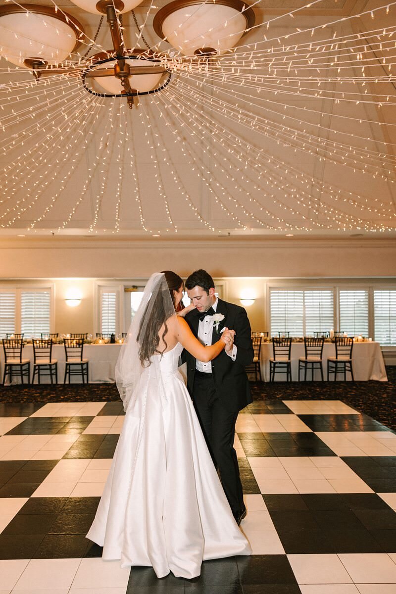 evansville-country-club-black-and-white-reception26