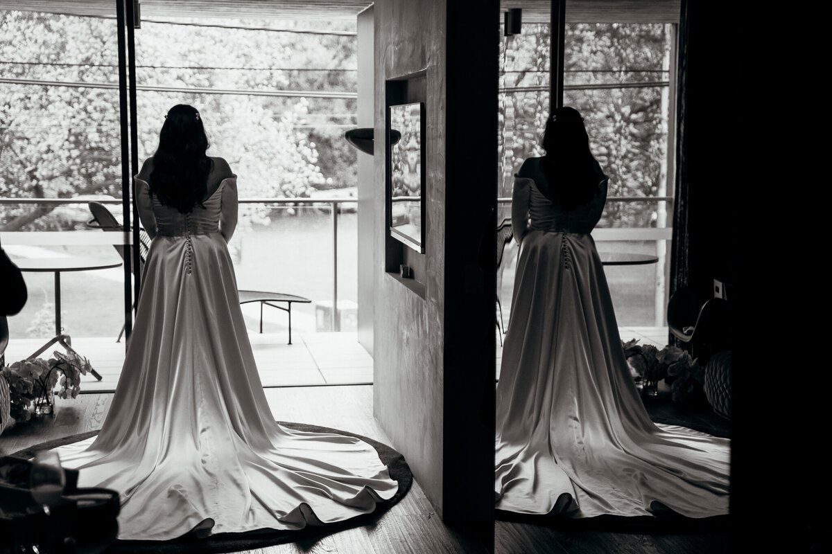 Stylish Melbourne Inner City Wedding-048