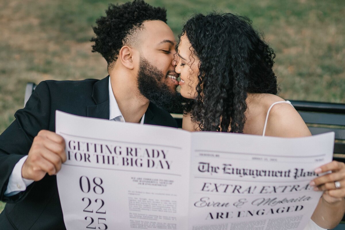 Villa Li Photography Engagement Newpaper Kissing