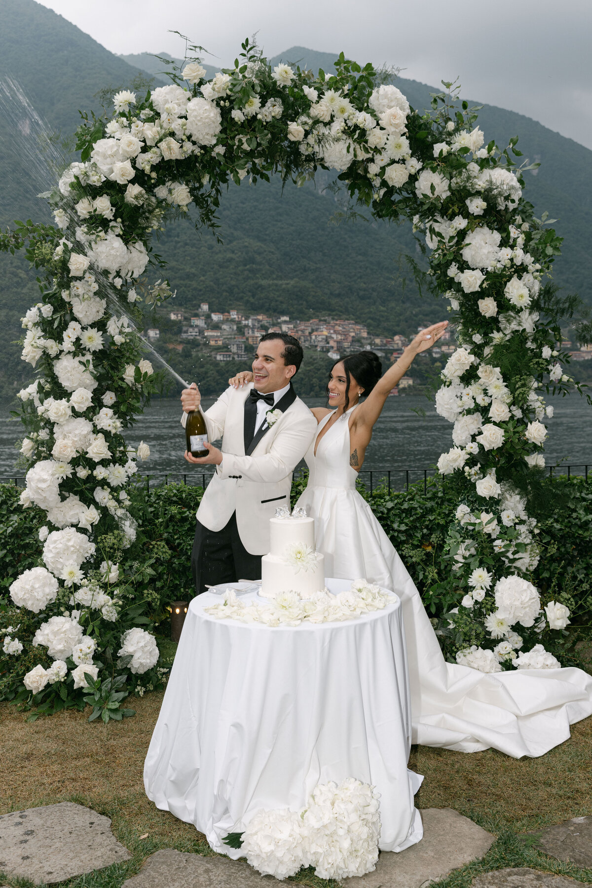 Angela-Bryan-Lake-Como-Elopement-Amali-Studios-62