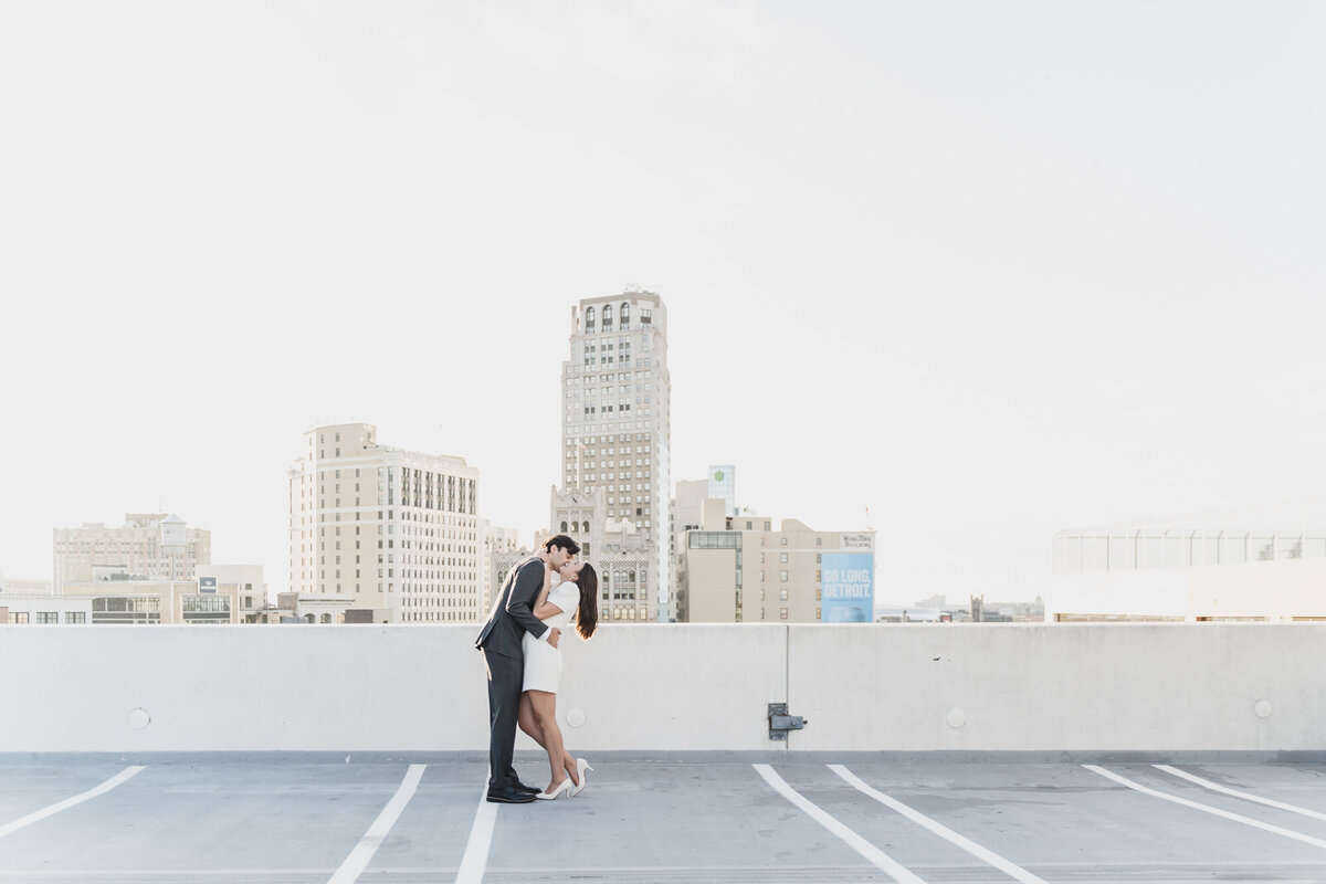 Chic-Detroit-Engagement-Session-Stylish-Natural-Photography32