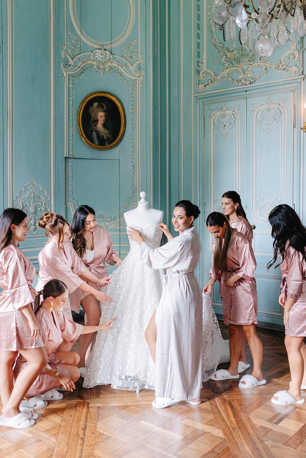 MorganeBallPhotography-Wedding-ChateauChamplatreux-SandyDavid-02-Gettingreadybride-21-_websize