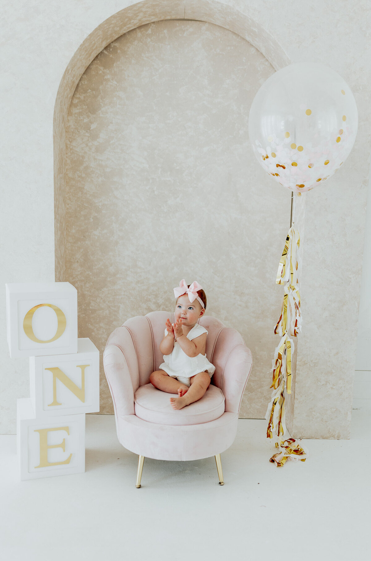 one-year-old-birthday-photos