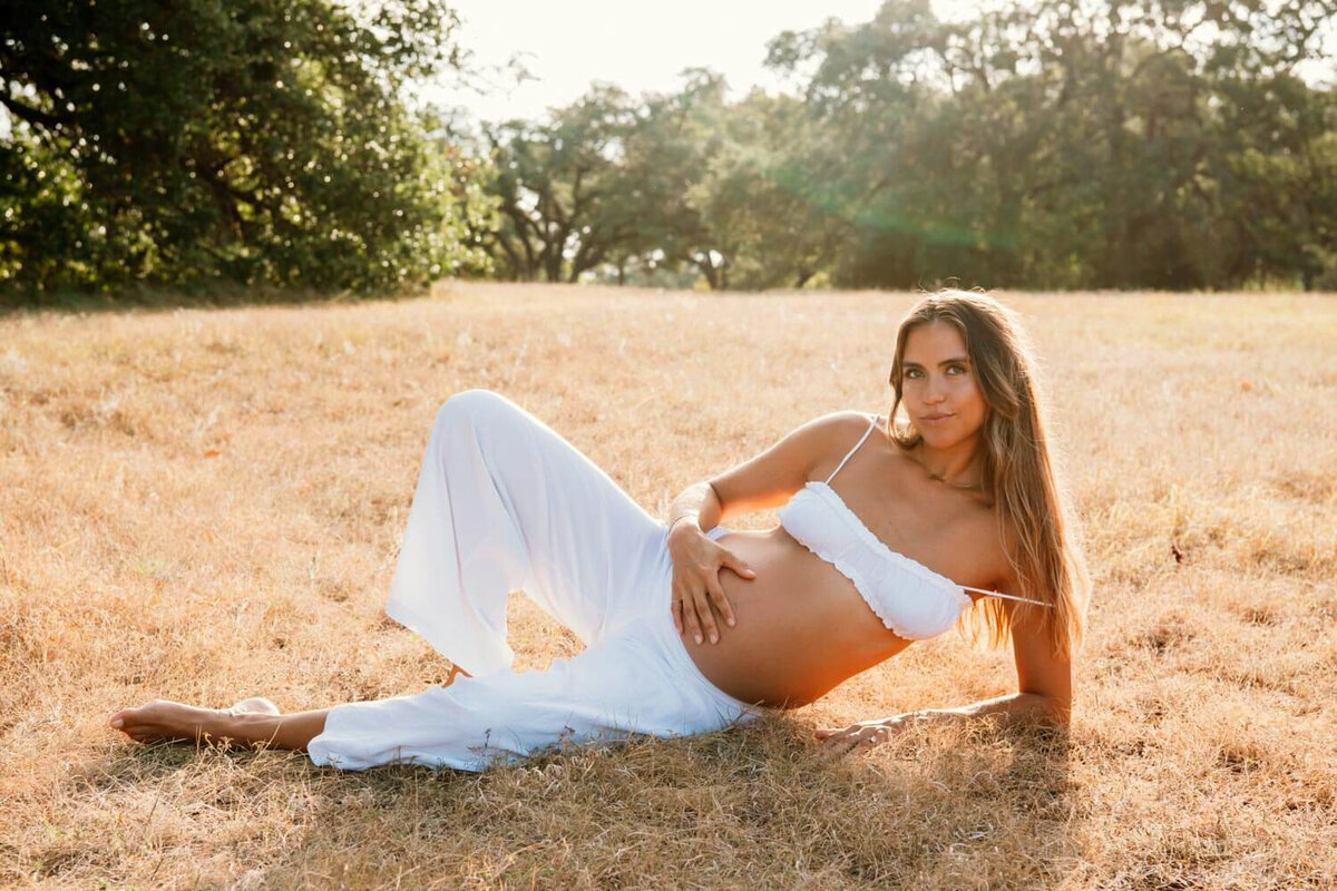 austinmaternity.photographer.KATHARRIS.erica-9