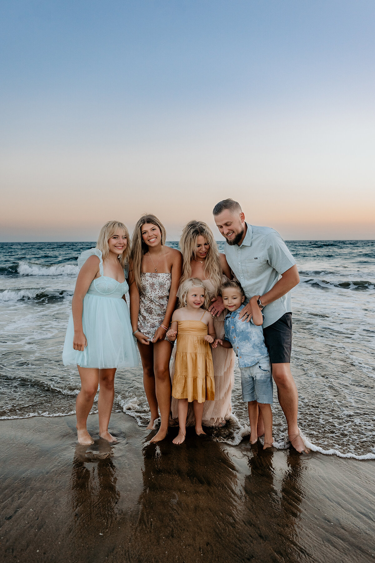 huntington-beach_family-photos_l06