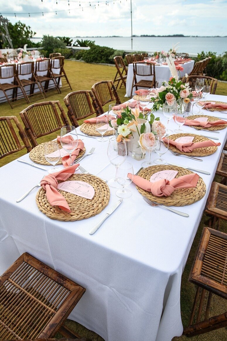 Revolve-Lunch-Bermuda-Dasfete-4