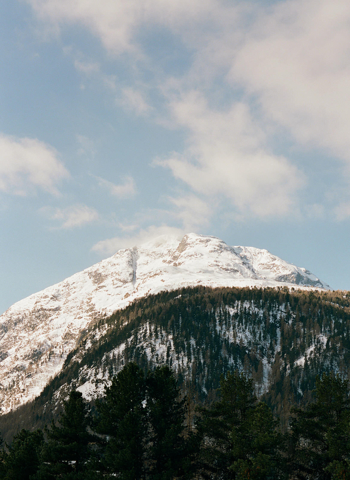 Powers_Wilson_Switzerland_Wedding_VenueDetails_TaraHodgesPhotography020