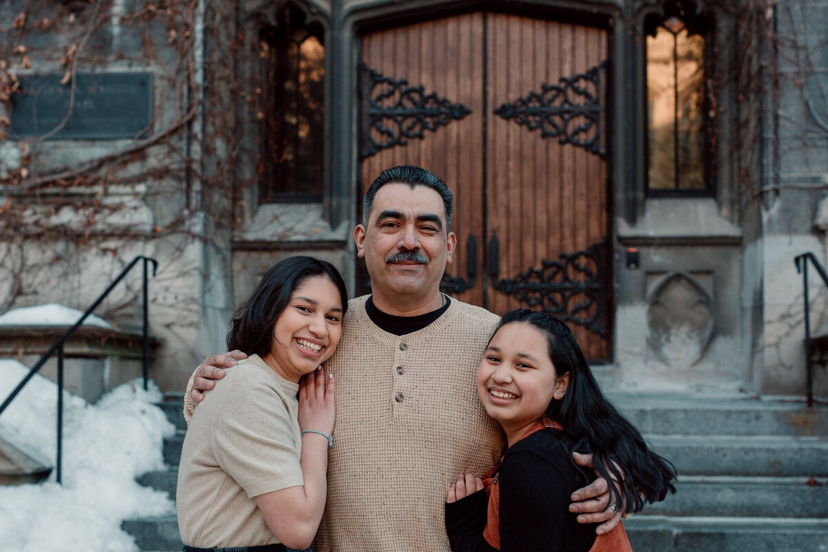 Marlen-family-University-of-Chicago-Campus-15