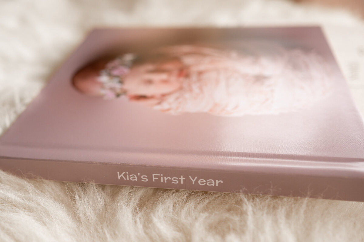 Binding Details of pink portrait album