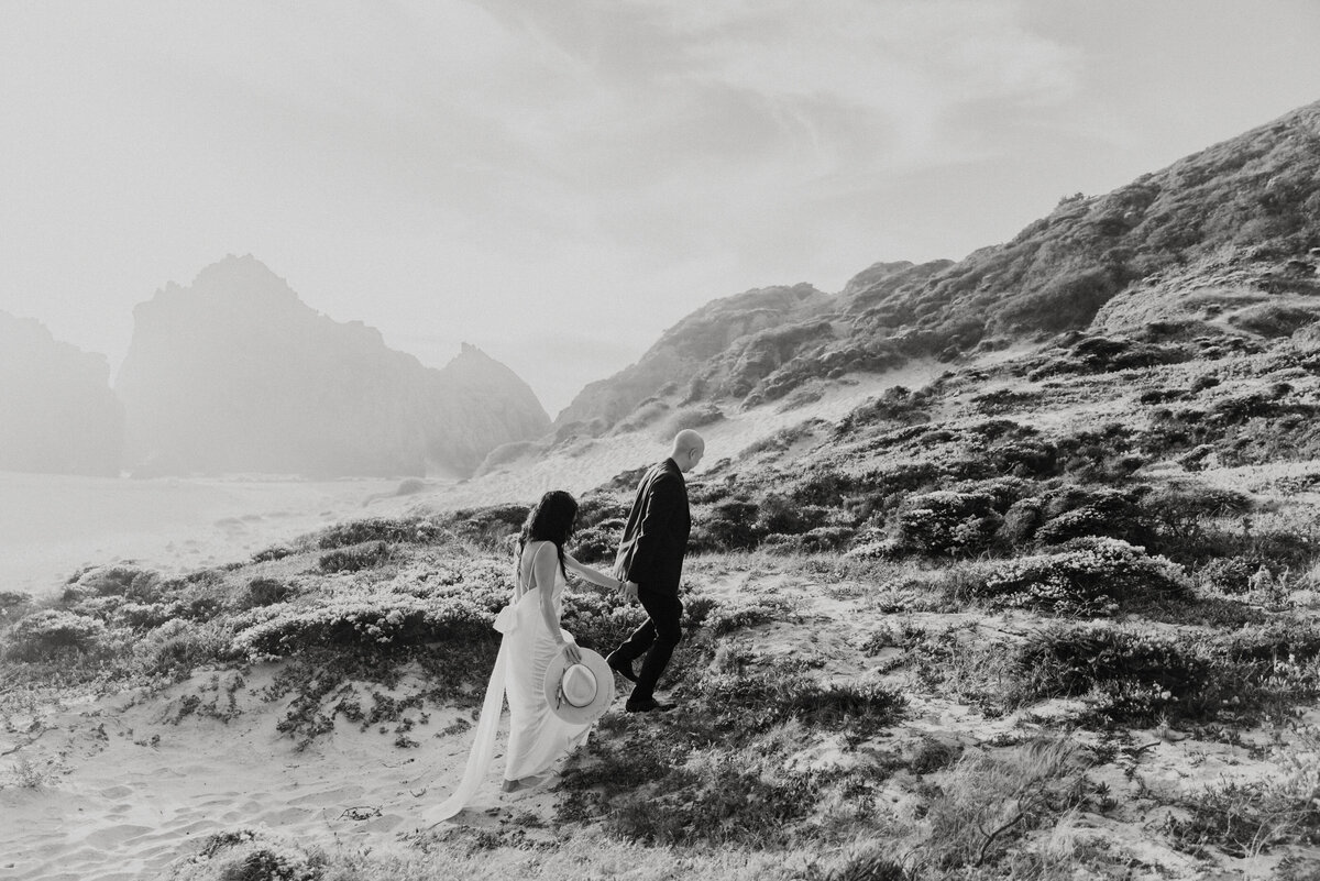 THEDELAURAS_BIGSUR_ENGAGEMENT_NATALIEPETER_0026-2