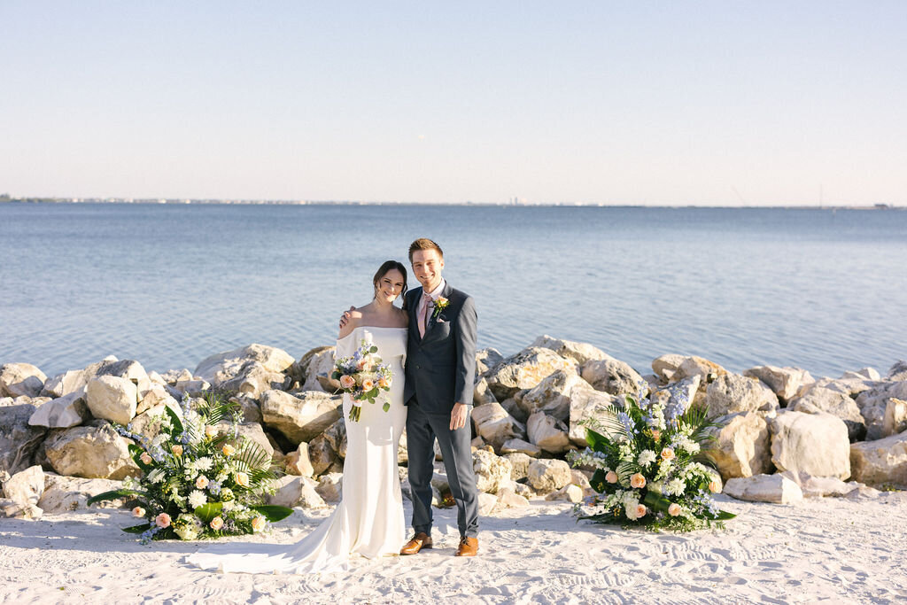 emily-plank-photo-the-current-hotel-florida-elopement-chantilly-chic-celebrations-20
