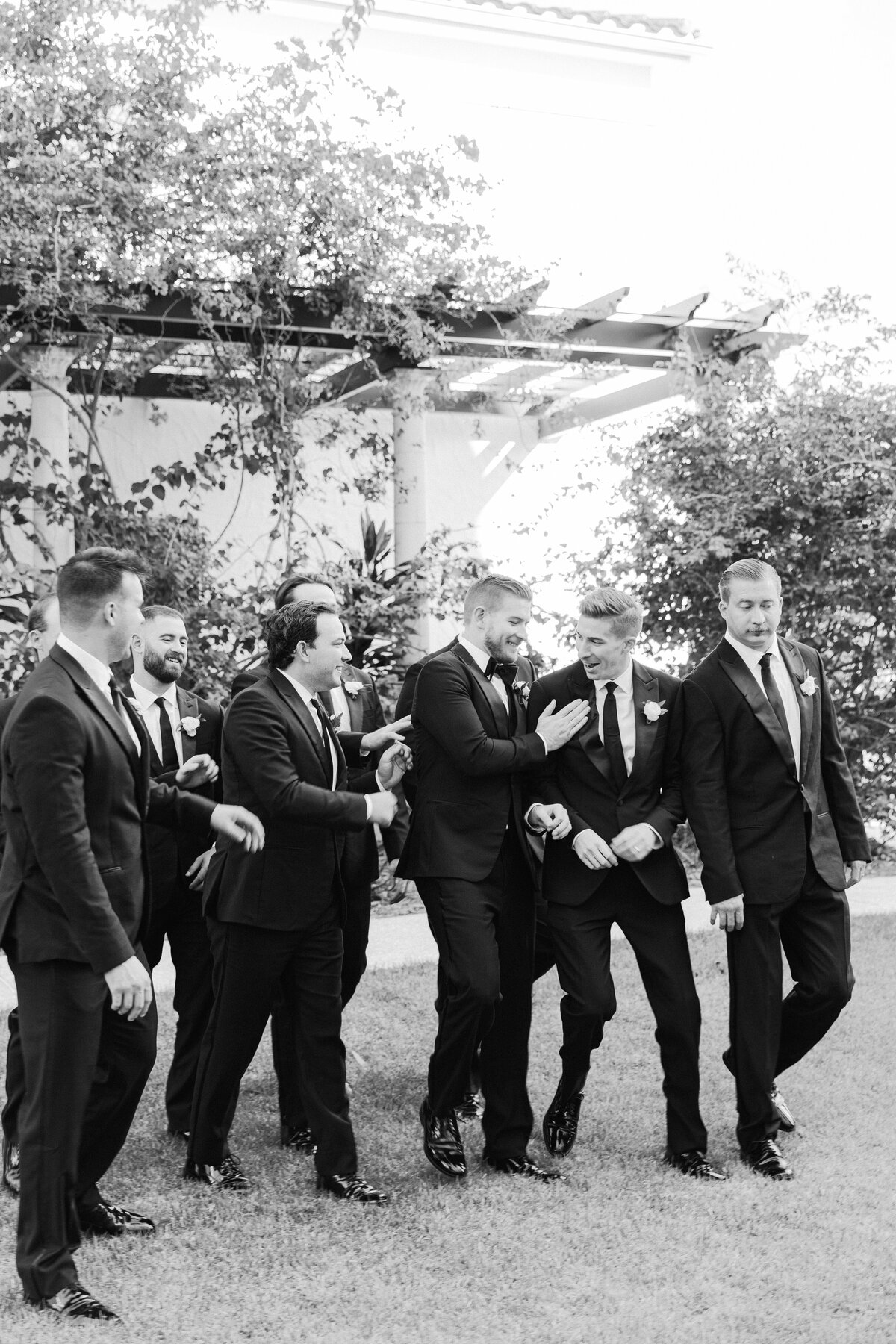 Kristen Weaver Photography Orlando Florida Destination Photographer Worldwide Wedding Editorial Fashion Inspired Clean Film Digital KWP Masters MacKenzie-0071