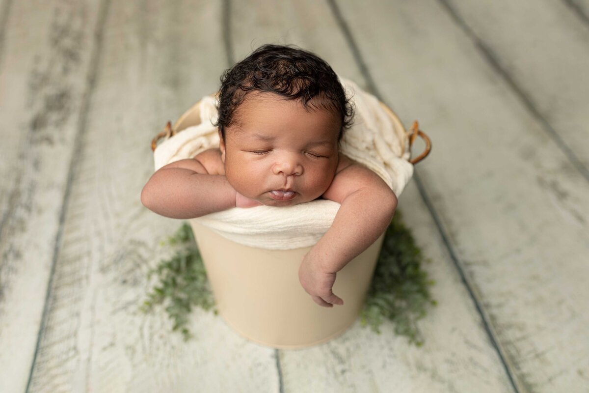 newborn_Sayre-Briele-Photography-LLC_Shania-Renee-2