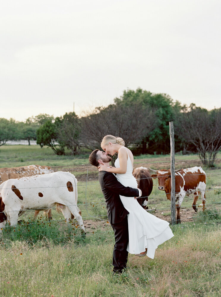 Top Austin Wedding Photographer-729
