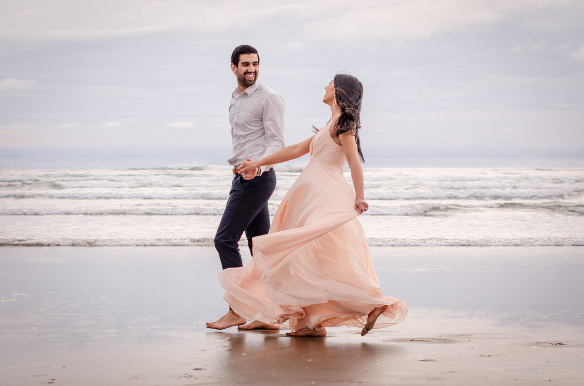 Cannon Beach Oregon Couples Engagement Photography Shoot