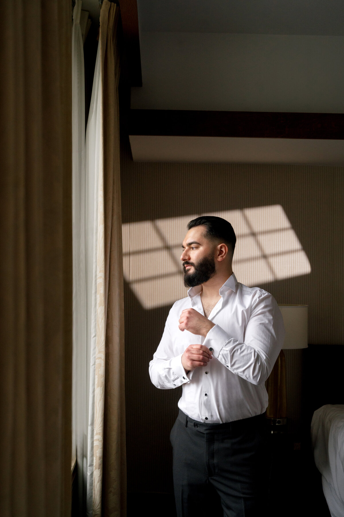 Berlez-Aspen-Avenue-Chicago-Wedding-Photographer-Windy-City-Wedding-Dance-Fulton-West-Event-Christmas-Session-67