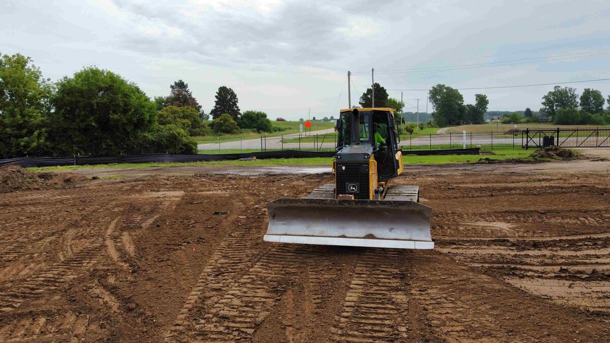storage-facility-site-development-highland-services-heavy-duty-machinery-grader