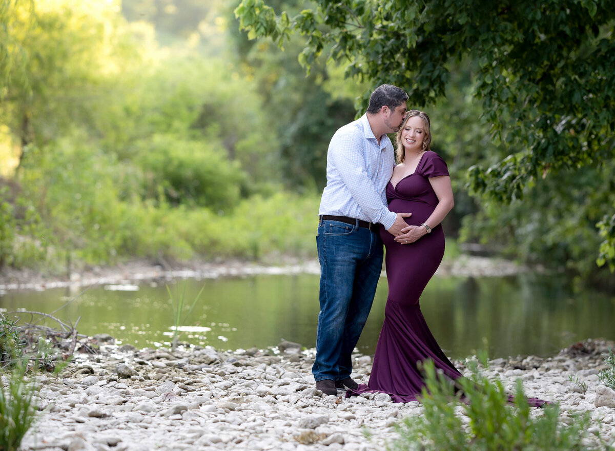 Austin-matenity-photographer-hello-photography