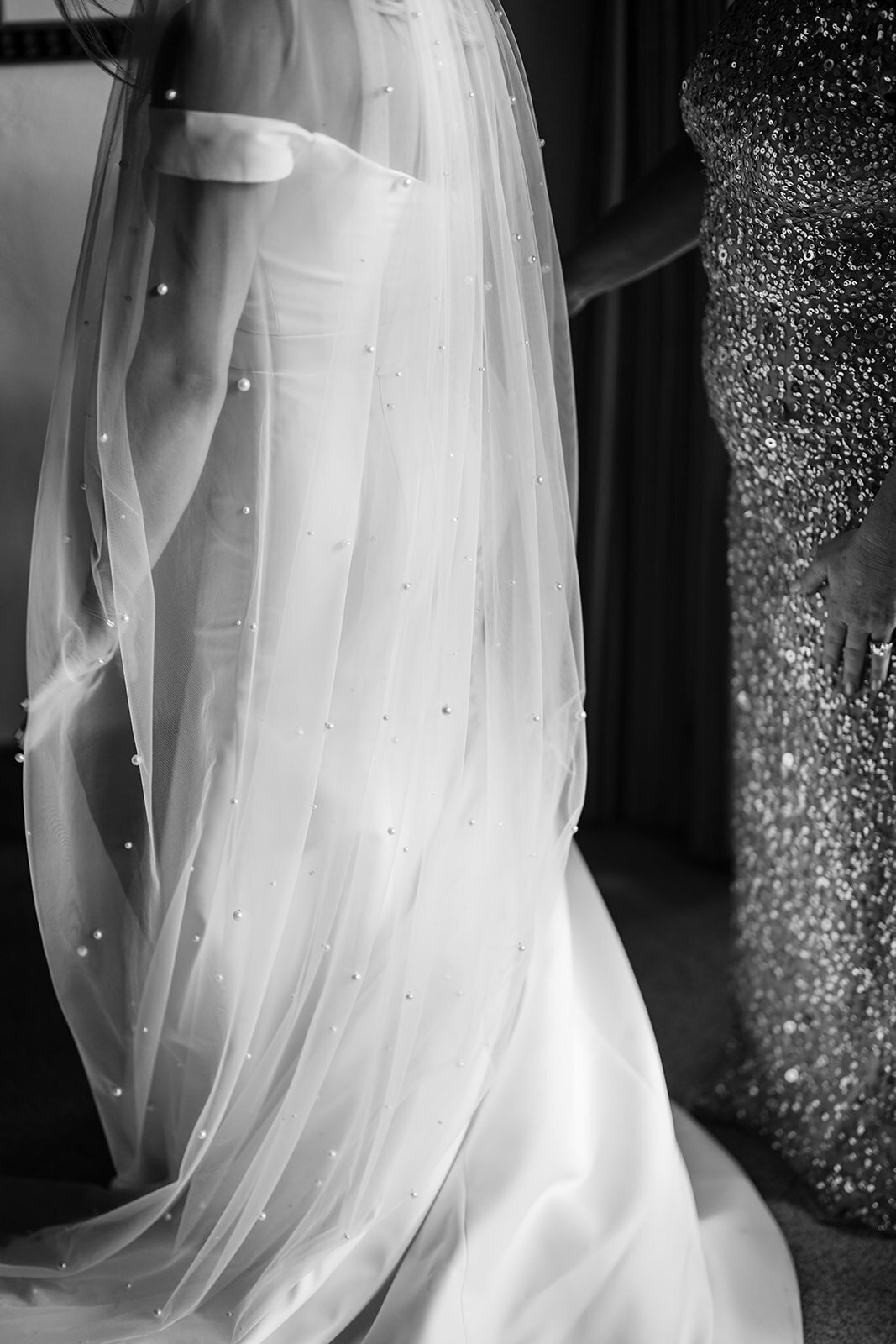 stein-eriksen-lodge-july-summer-park-city-mountain-wedding-pepper-nix-2212-1138bw