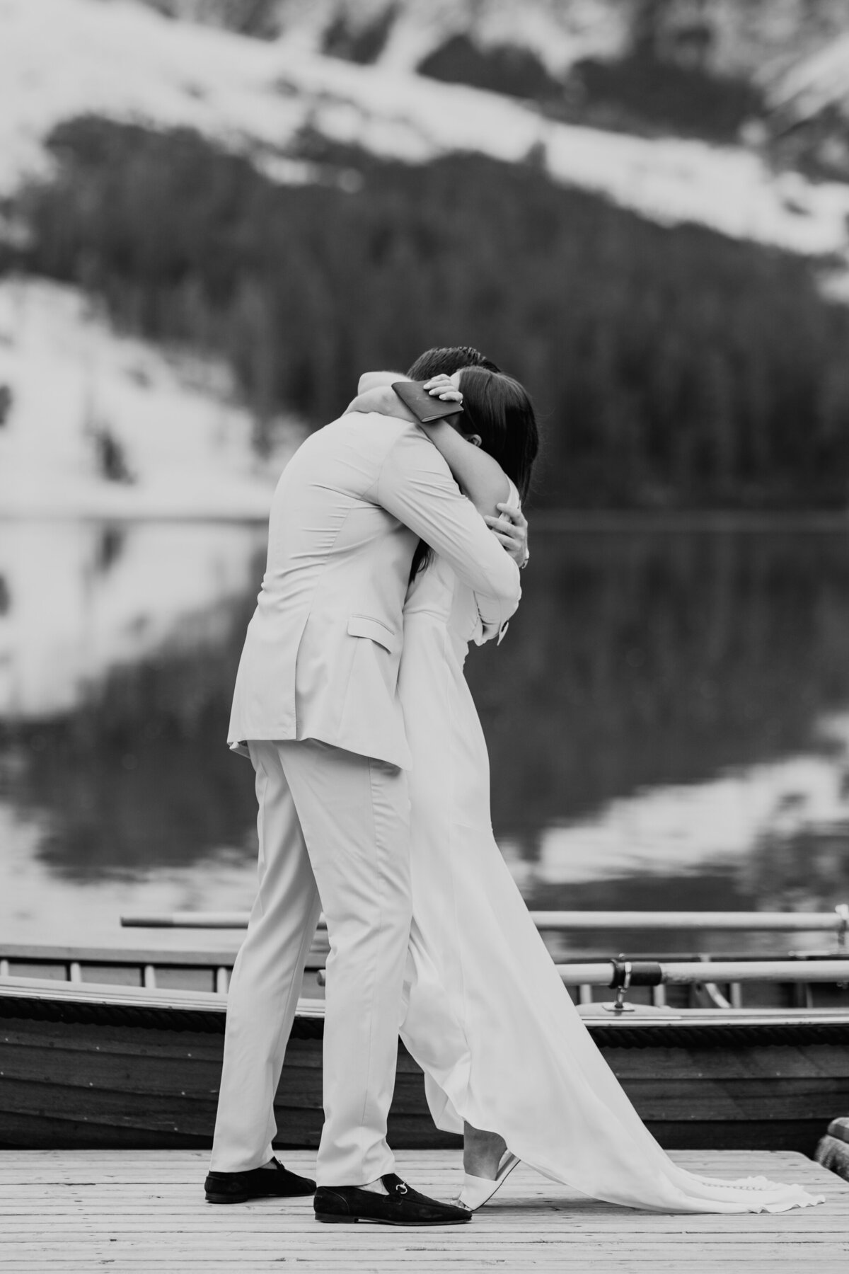 sweet couple romantic dolomites lake Braies elopement