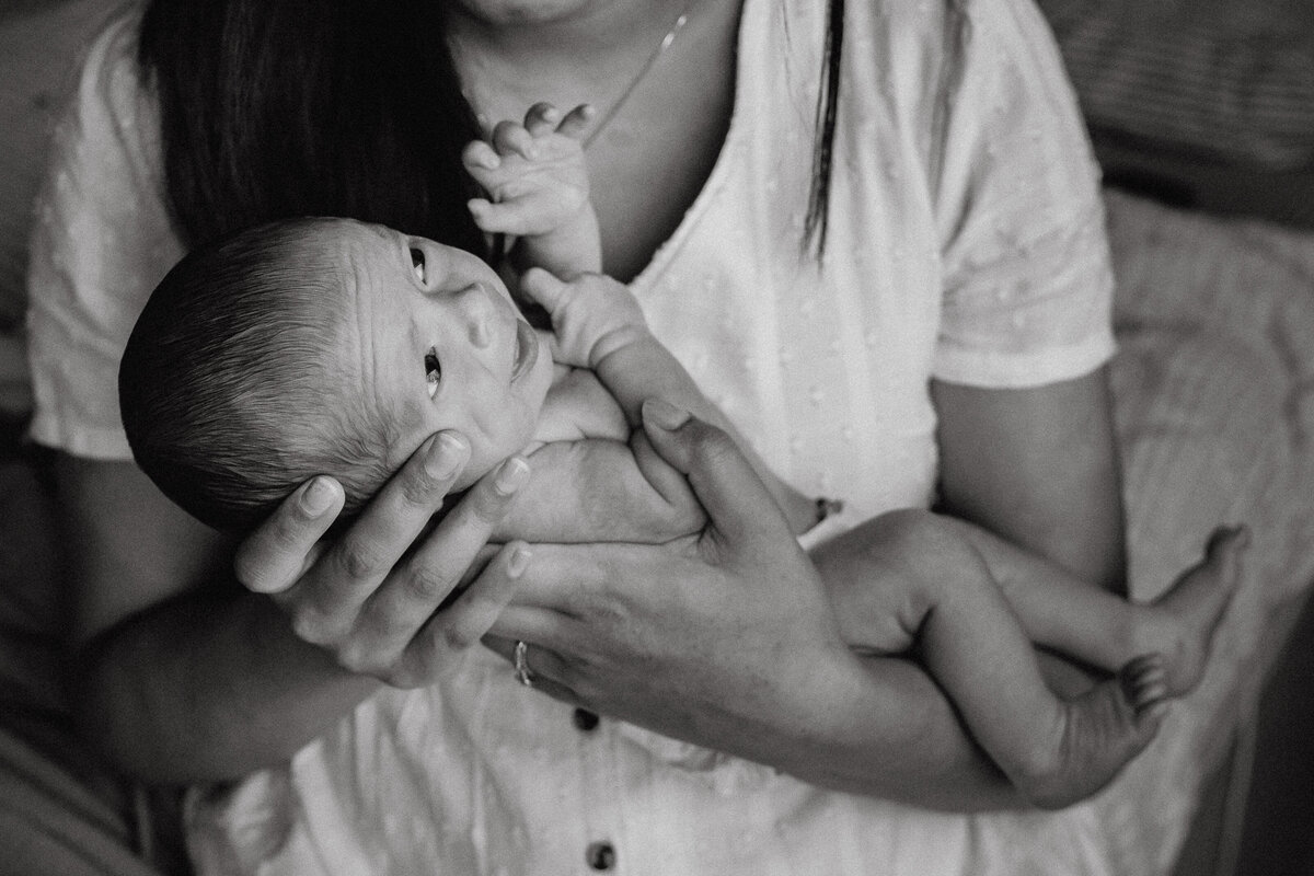 Portland-Newborn-Photos-at-home-488