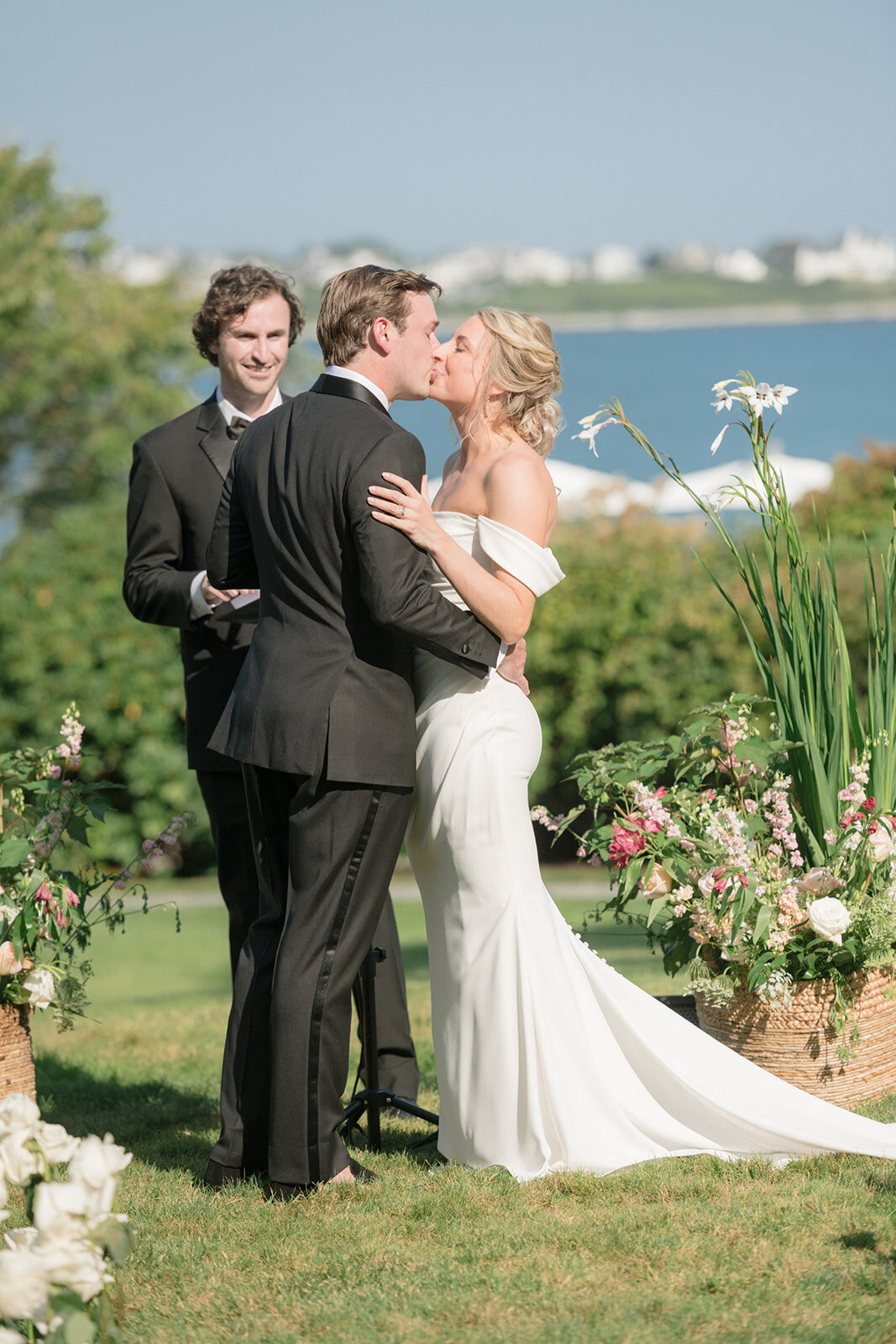Wedding_Chanler Cliff Walk_Newport Mansions_RI__283HBC_5010©HilaryBlock