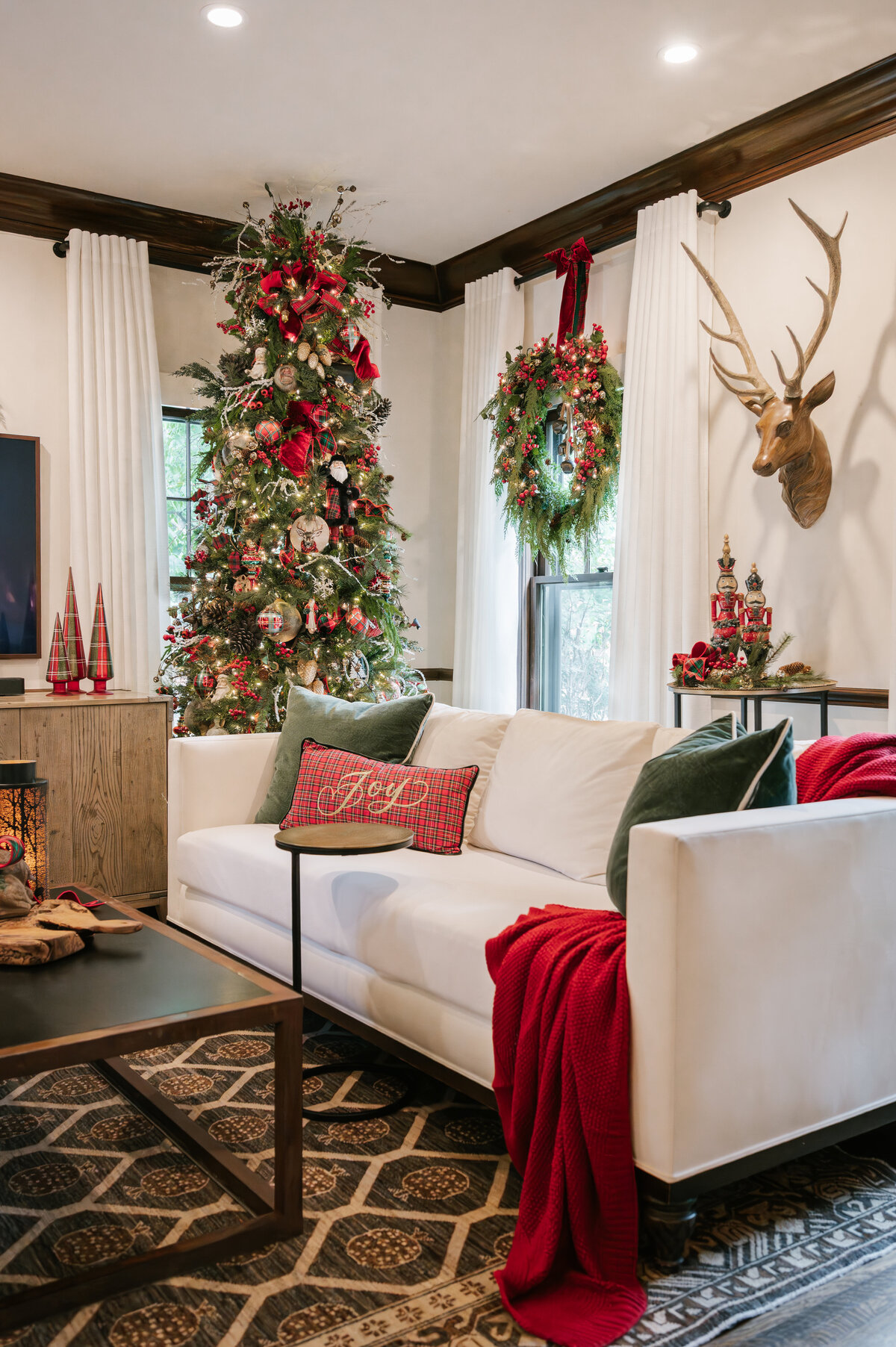 RR-2025-Christmas-Interiors-131