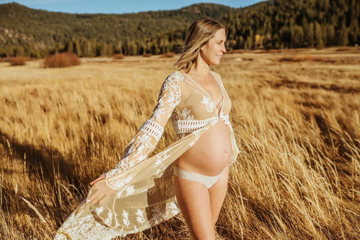 Lake Tahoe-Maternity-Photographer-60