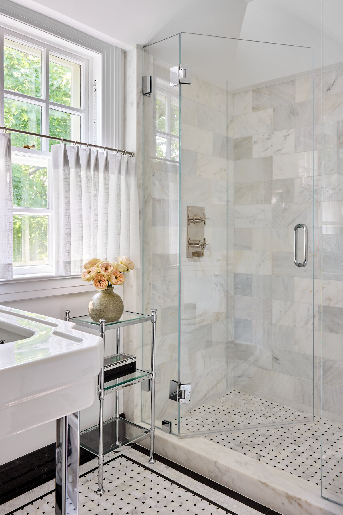 032 Guest Bathroom