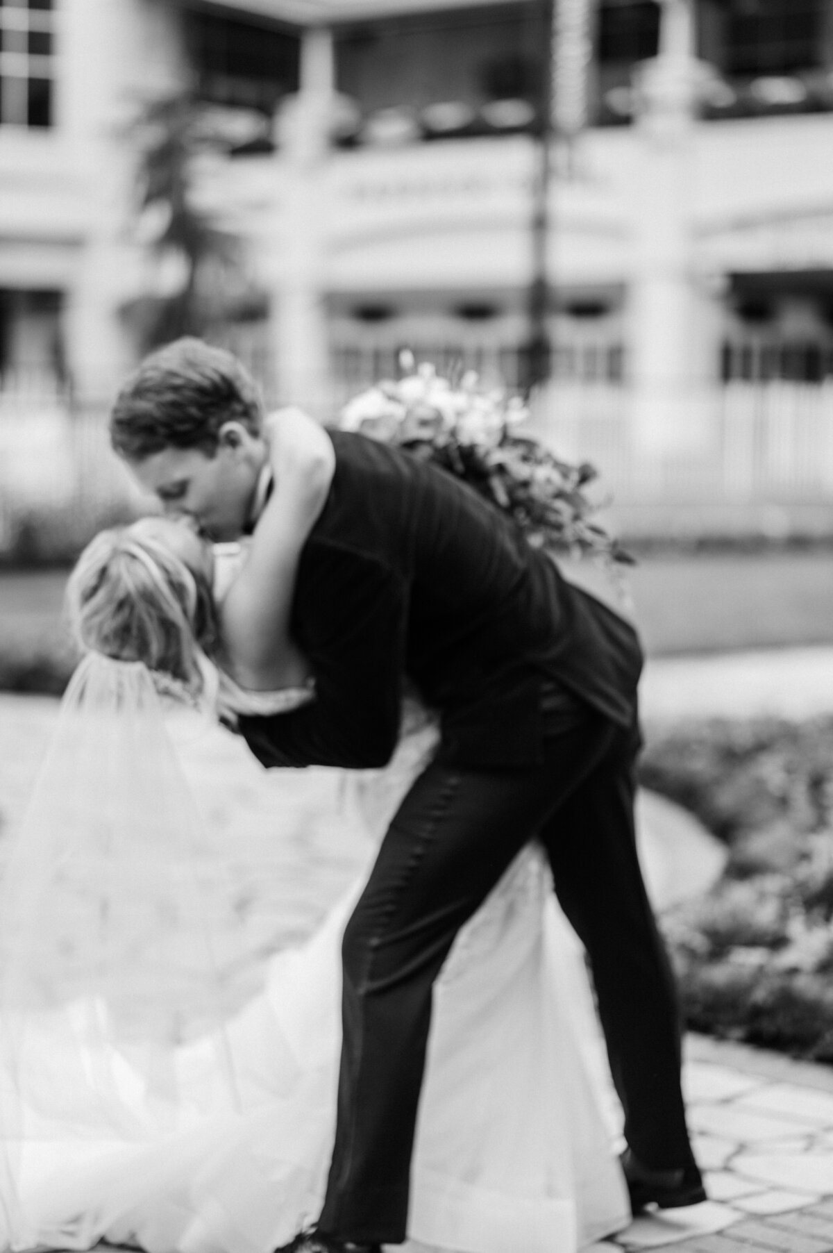 churchill downs kentucky wedding photographer wedding photography louisvlle wedding churchilldowns wedding