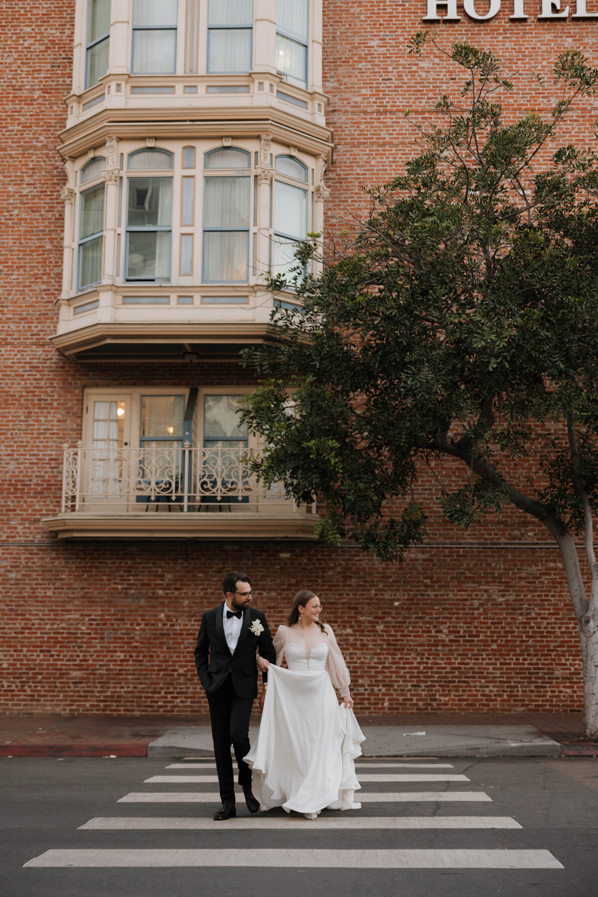 horton-plaza-hotel-san-diego-wedding-raven-berlin-photo-877